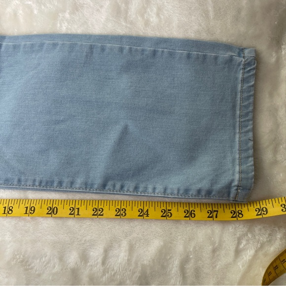 BooHoo Blue High Waist Back Rip Light Blue Jeans Size 8 - Picture 12 of 13